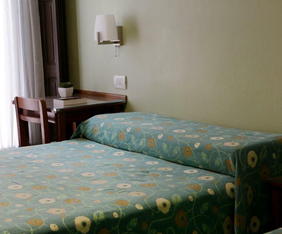 Residencial Italia Bed and Breakfast Κόρδοβα Εξωτερικό φωτογραφία